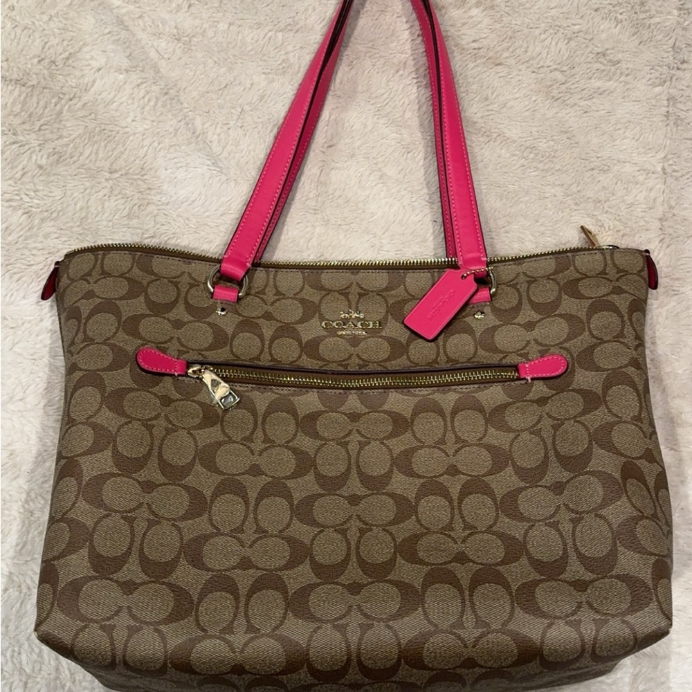 COACH Tote